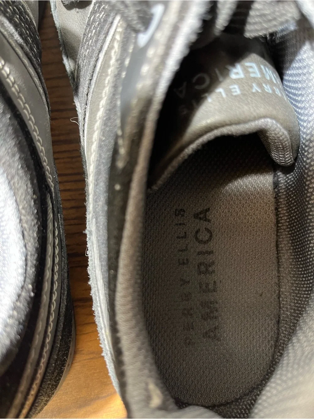 Perry Ellis America JASON Shoes Size 9.5  Black /Gray Mesh Suede   AF14F519A-1